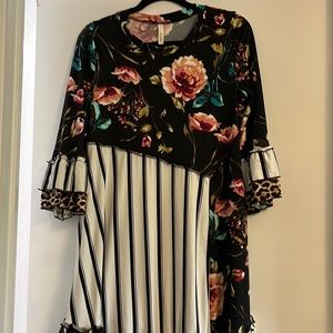 Printed Tunic Top